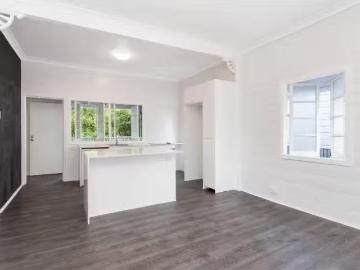 Cheap 24 Martha Street, PADDINGTON House for rent Listed by G.
