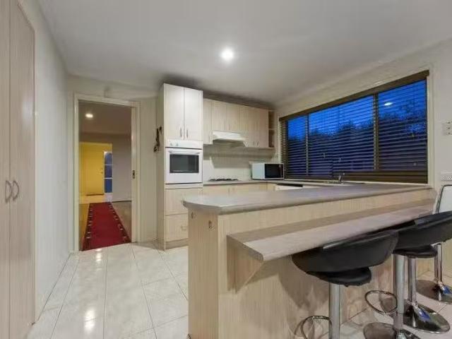 Rental! 24 Claremont Court, Langwarrin, VIC 3910