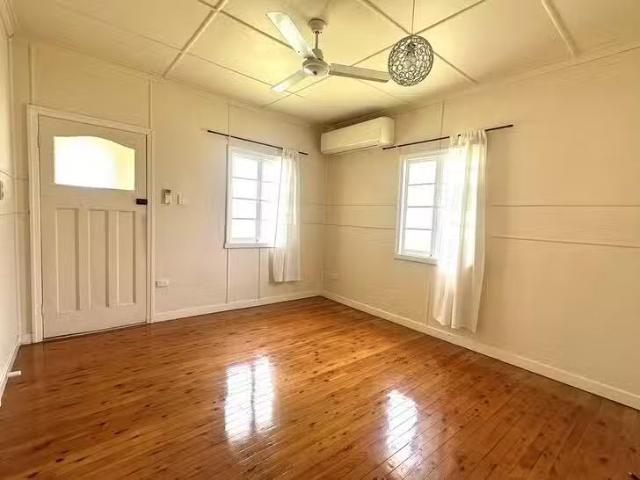 Unique 24 Edward Street, Esk, QLD 4312