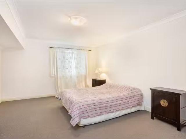 Just in! 24 Ferncourt Avenue, Roseville House for rent Listed.