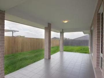 Just in! 24 Taragon Street, Glenvale, QLD 4350
