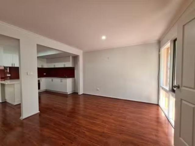 Cozy 25/12 John Street, Blackburn VIC 3130 Townhouse For Lease