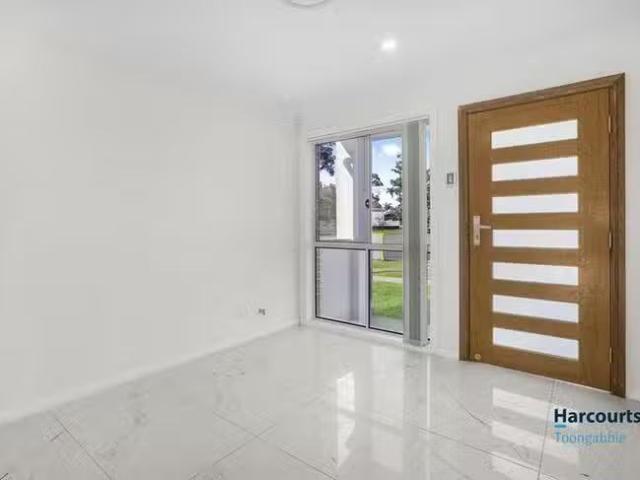 Cozy 2/55 Middleton Crescent, Bidwill, NSW 2770