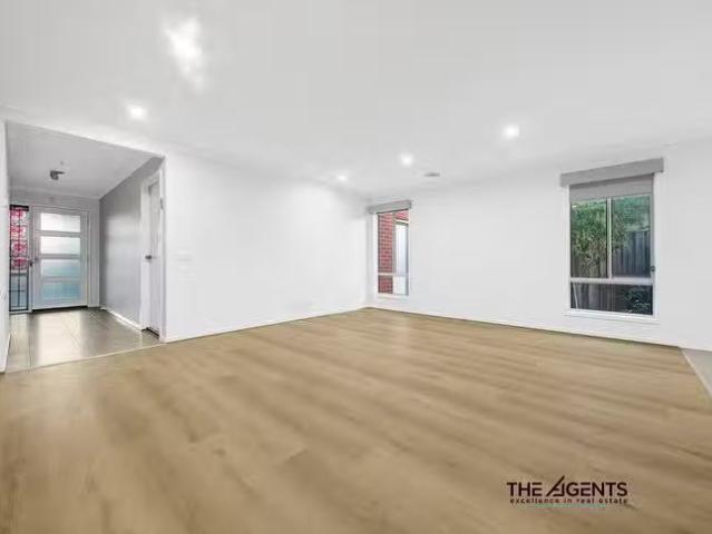 For Rent! 25 Calypso Crescent, Point Cook, VIC 3030
