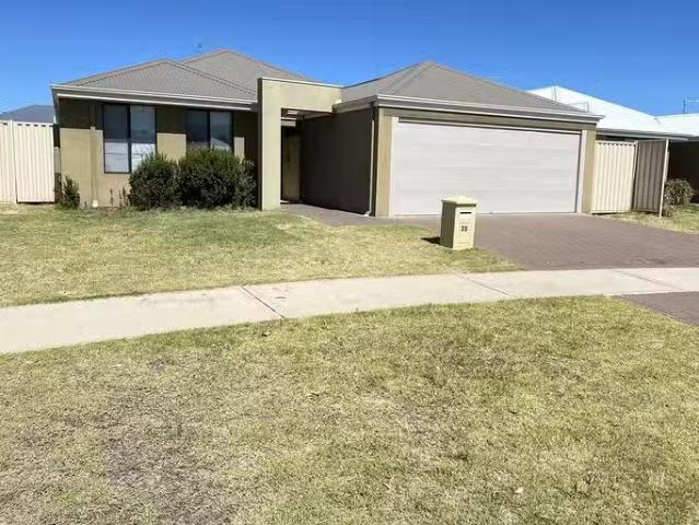 Rental! 25 Jims Crescent, Secret Harbour, WA 6173