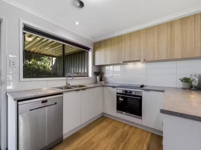 Cozy 2/610 Electra Street, East Albury Apartment for rent Lis.