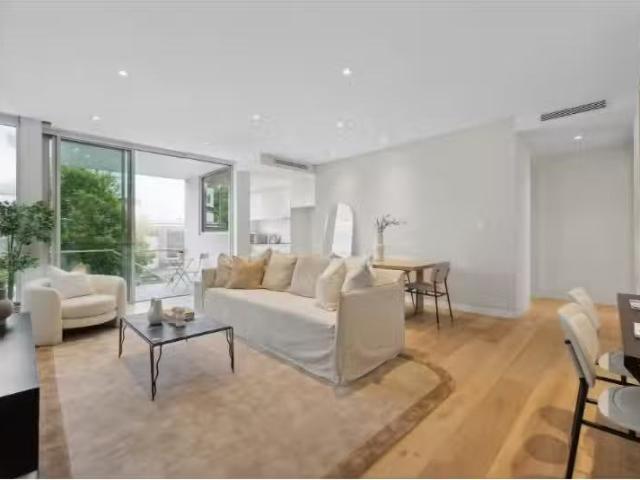 Cozy 2/649 Old South Head Road, Rose Bay Apartment for rent L.