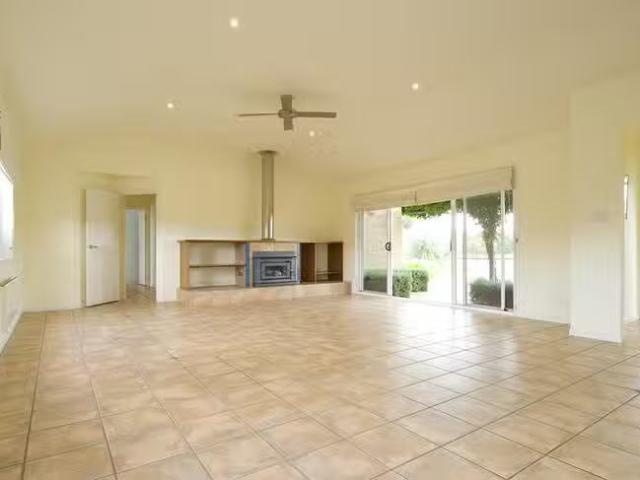 Deal! 265 Myers Road, Balnarring, VIC 3926