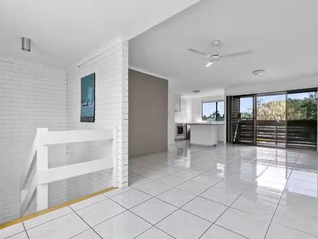 Cozy 2/69 Elanda Street, Sunshine Beach, QLD 4567