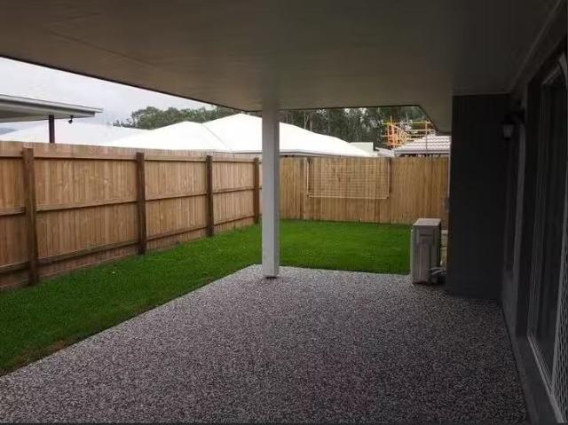 Cozy 2/6 Mint Crescent, Griffin, QLD 4503
