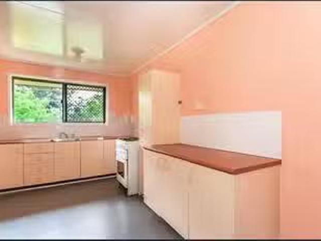 Cozy 26 Bannerman Street, Riverview, QLD 4303