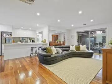 Cozy 26 Lynmouth Avenue, North Brighton, SA 5048