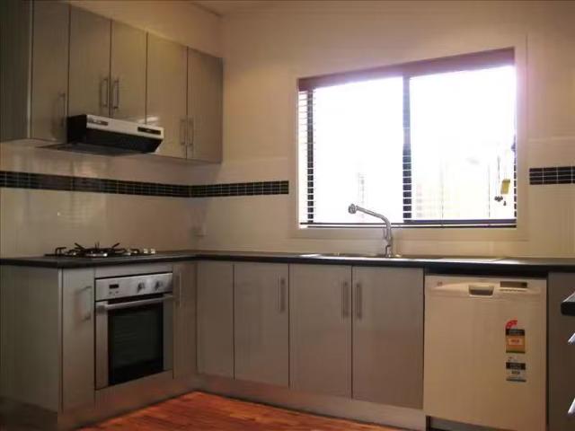 Unique 2/73 Hansen Street, Altona North VIC 3025