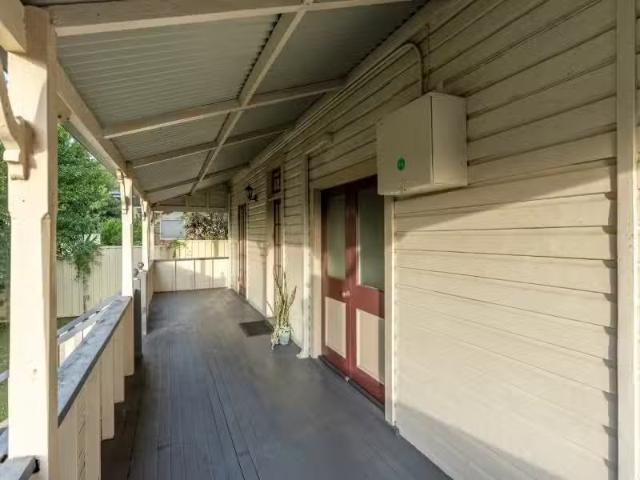 Deal! 275 Ballina Road, EAST LISMORE House for rent Listed by.