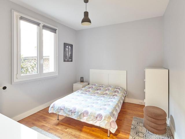 Cozy 27 m² Apartment for Rent in Central Paris