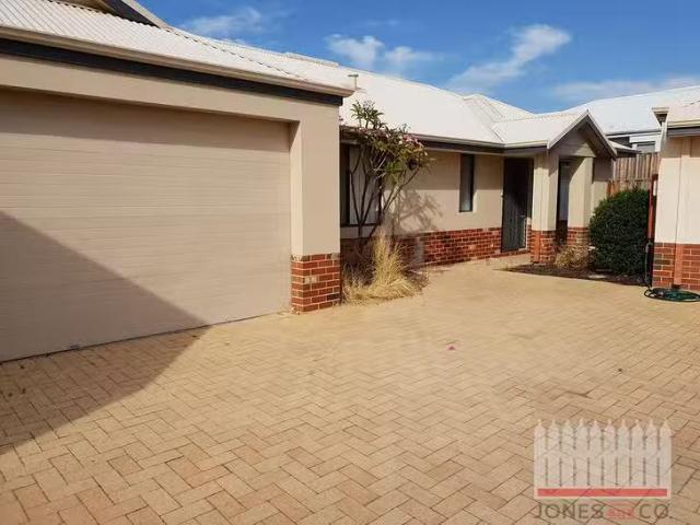 Unique 2/7 Madden Way, Ellenbrook, WA 6069