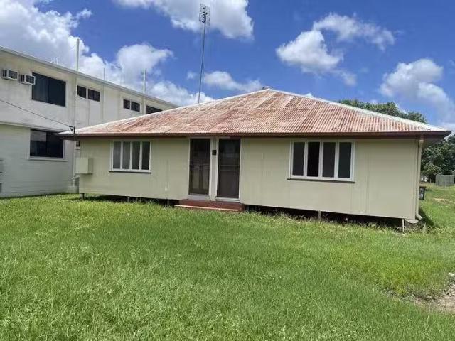 Unique 2/7 Mcilwraith Street, Ingham, QLD 4850