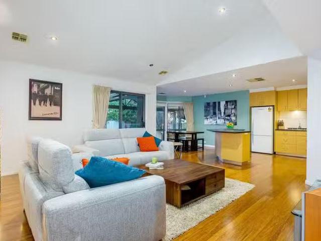 Deal! 27 Oldershaw Court, Nicholls, ACT 2913