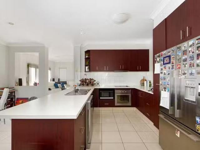 Deal! 27 Benson Street, Ormeau, QLD 4208