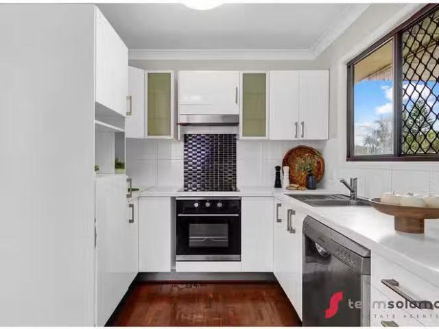 For Rent! 27 Patricia Street, Capalaba, QLD 4157