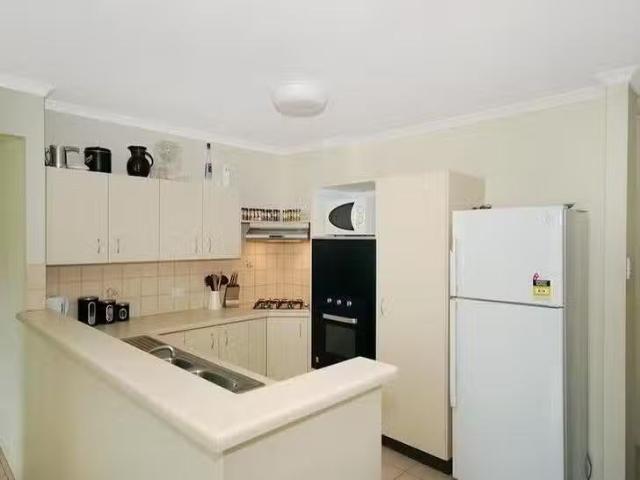 Nice 287 Stenner Street, Centenary Heights, QLD 4350