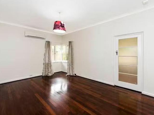 Cozy 2/85 Winthrop Avenue, Nedlands, WA 6009