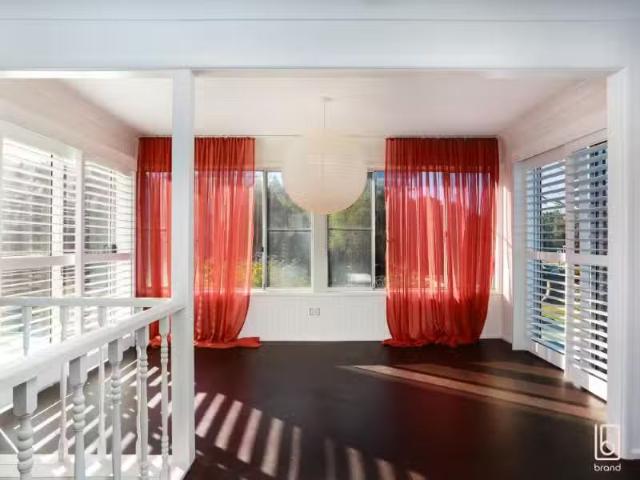 Rental! 28 Coogee Avenue, THE ENTRANCE NORTH House for rent L.