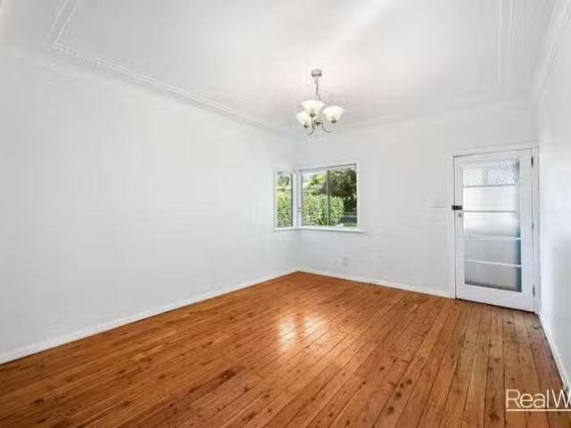 For Rent! 28 Doncaster Street, Newtown, QLD 4350