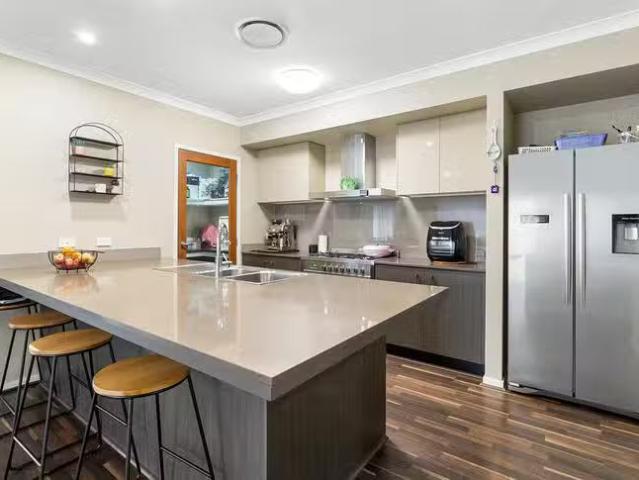 For Rent! 28 Lytham Circuit, North Lakes, QLD 4509