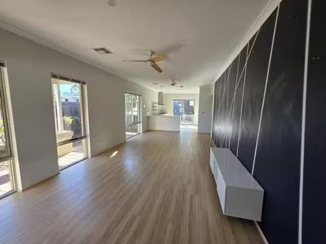 New 28 Strive Loop, Girrawheen, WA 6064