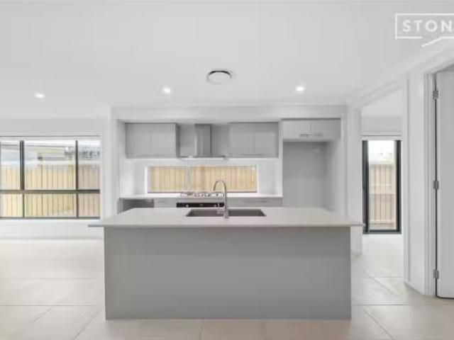 New 28 Wattawan Crescent, Anambah House for rent Listed by Ja.
