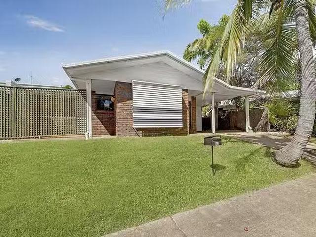 Unique 2/8 24 Elma Street, Cooee Bay, QLD 4703