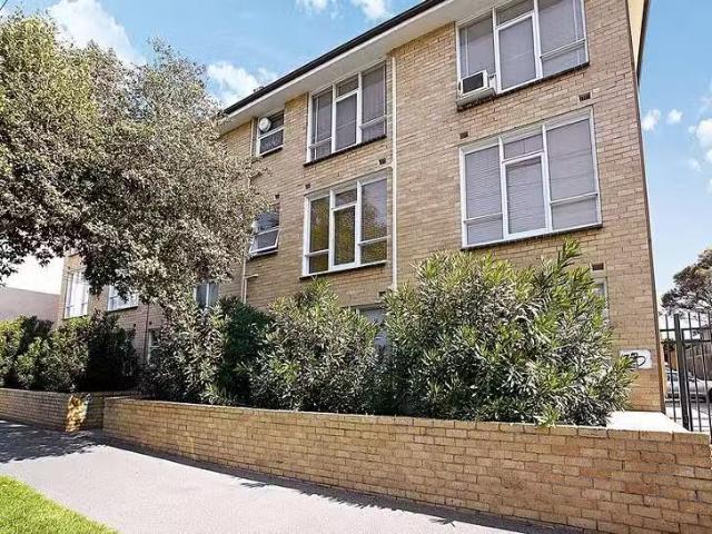 Unique 29/233 Canterbury Road, St Kilda West, VIC 3182