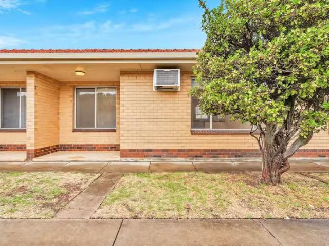 Charming 2/94 Cliff Street, Glengowrie SA 5044