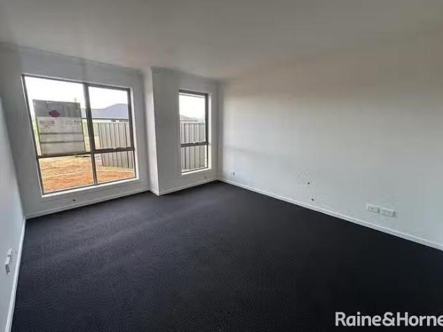 For Rent! 29 Barritt Road, Munno Para Downs, SA 5115