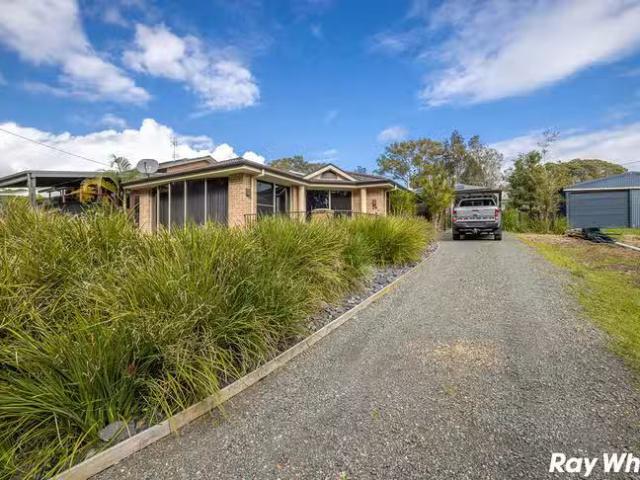 Nice 29 Coomba Road, Coomba Park, NSW 2428