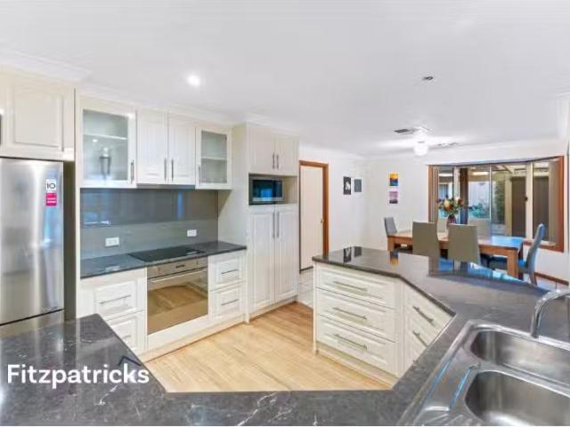 Rental! 29 Tamar Drive, Tatton House for rent Listed by Renta.