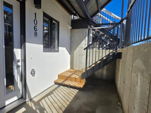 Cozy 2025 built 2 beds Legal Basement Suite – walk to C train
