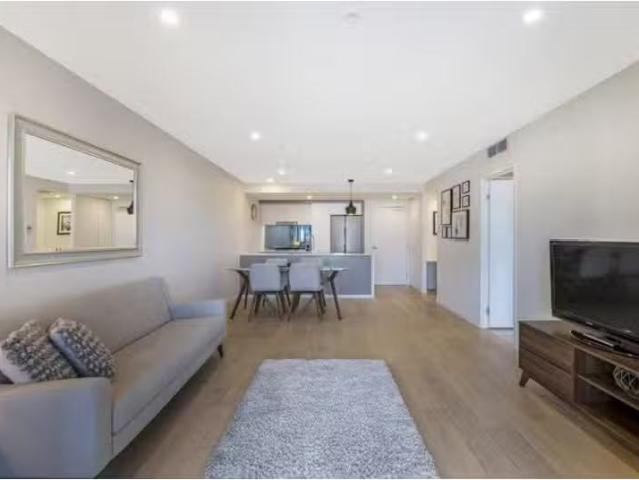 Just in! 20404/23 Bouquet Street, South Brisbane Apartment for.