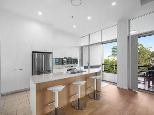 Nice 208/1 7 Duporth Avenue, Maroochydore, QLD 4558