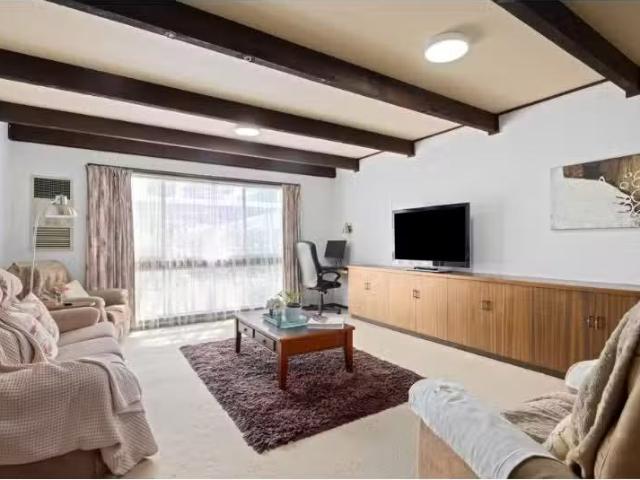 Charming 208 Gulpha Street, NORTH ALBURY House for rent Liste.