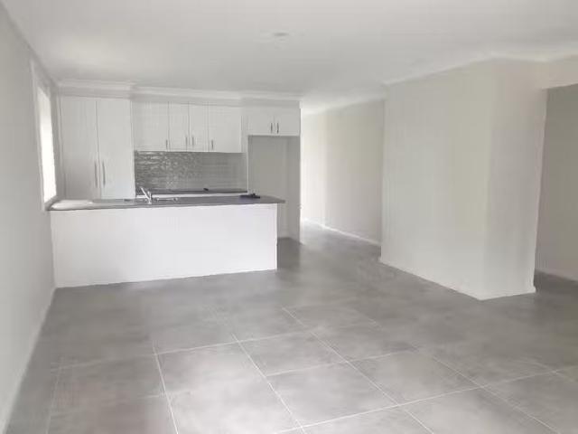 Just in! 20 Cornwall Lane, Taree, NSW 2430