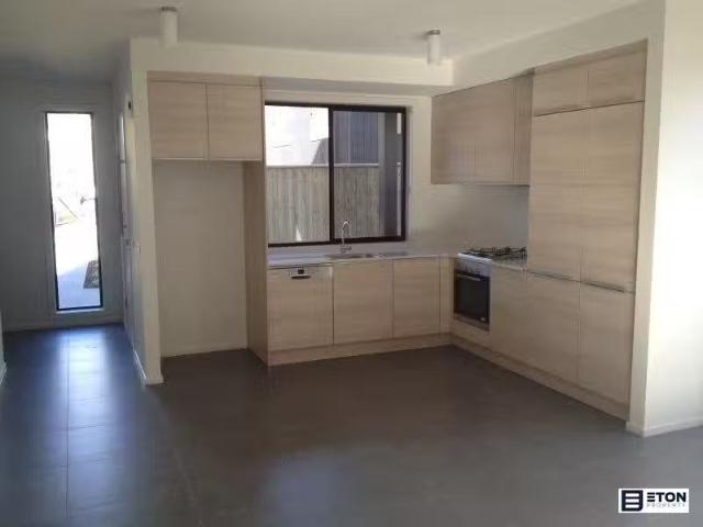 Nice 20 Grandvalley Drive, Keilor East VIC 3033