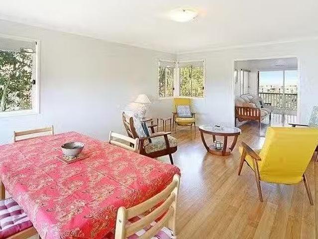 Charming 20 Queen Street, Kings Beach, QLD 4551