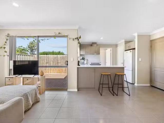 Nice 20C Burford Street, Balga, WA 6061