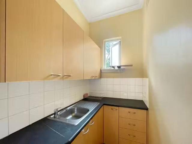 Nice 20A Tooronga Terrace, Beverly Hills Apartment for rent L.