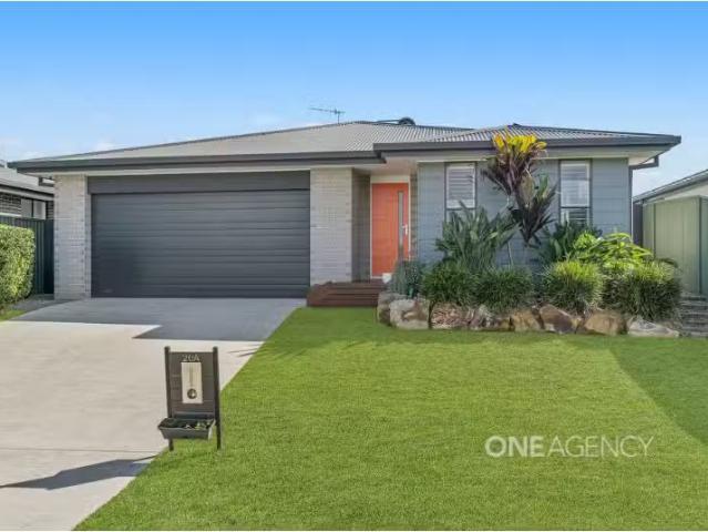 Deal! 20A Brenchley Circuit, Wauchope House for rent Listed b.