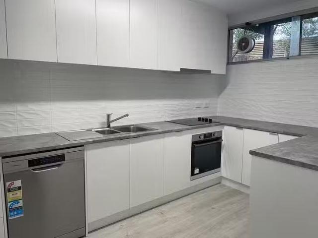 New 2/13 Grandview Grove, Hawthorn East, VIC 3123