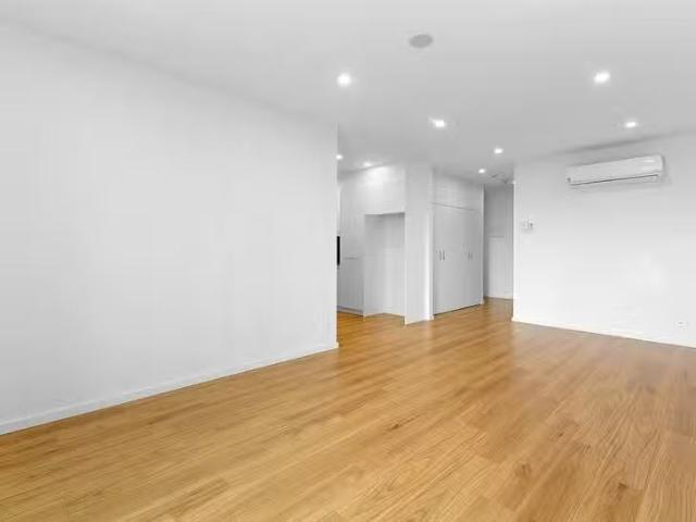 Cozy 210/2 Post Parade, St Clair, SA 5011
