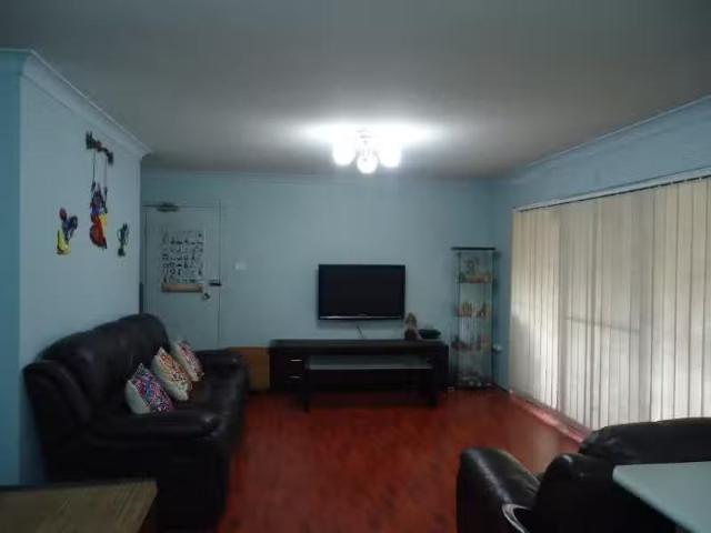 Cheap 21/111 Lane Street, Wentworthville Apartment for rent L.